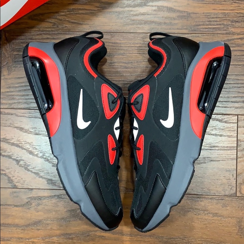 NIKE AIR MAX 200 Black/White-University Red - Picture 15 of 16